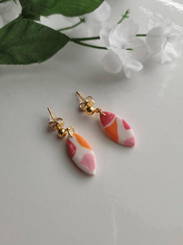 Post earrings - oval shaped with pink summer vibe